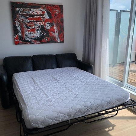 Aux Havres Urbains - Le Penthouse Du Kameleon Apartment Quebec City Bagian luar foto